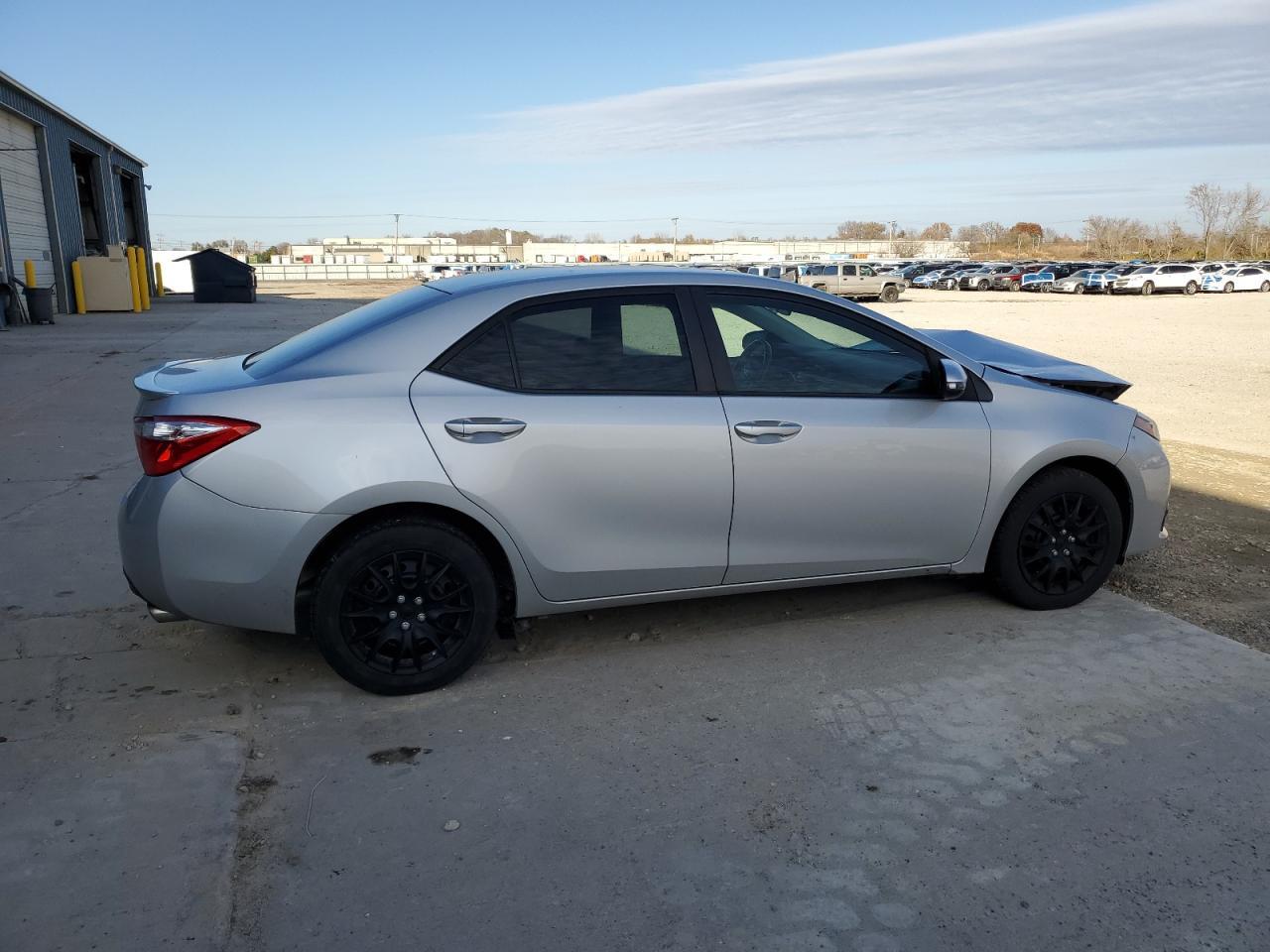 2015 TOYOTA COROLLA