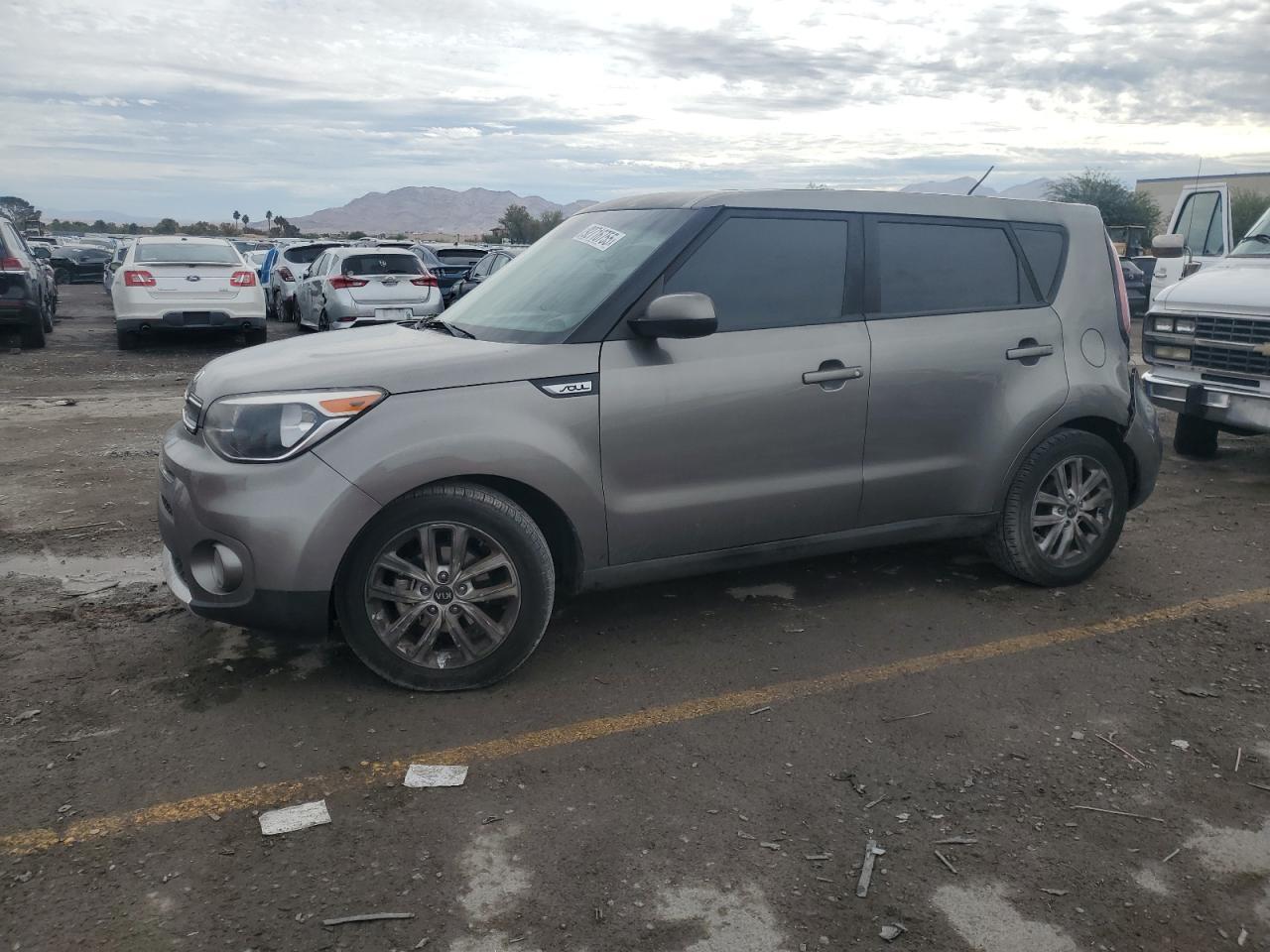 2017 KIA SOUL