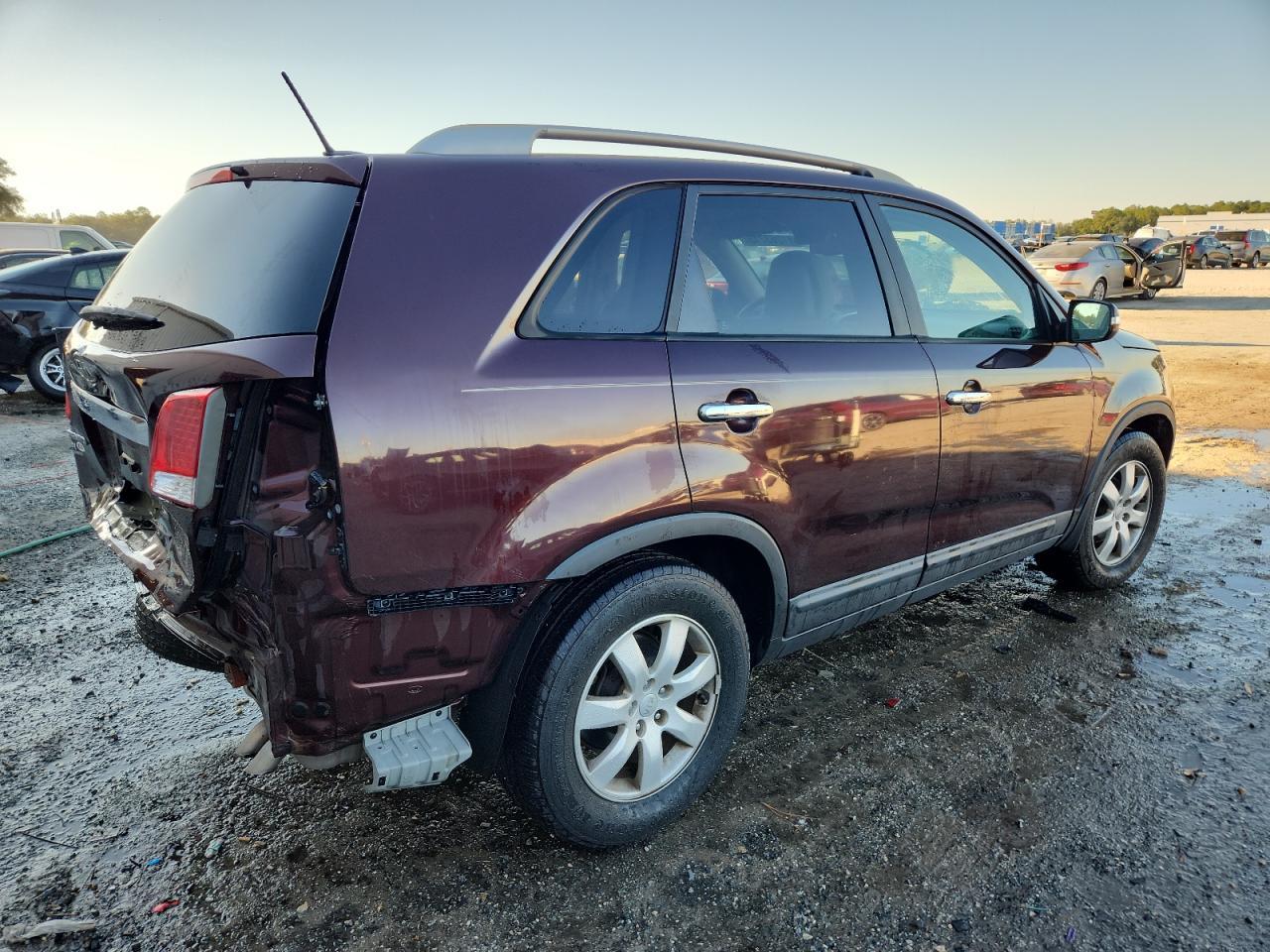 2013 KIA SORENTO