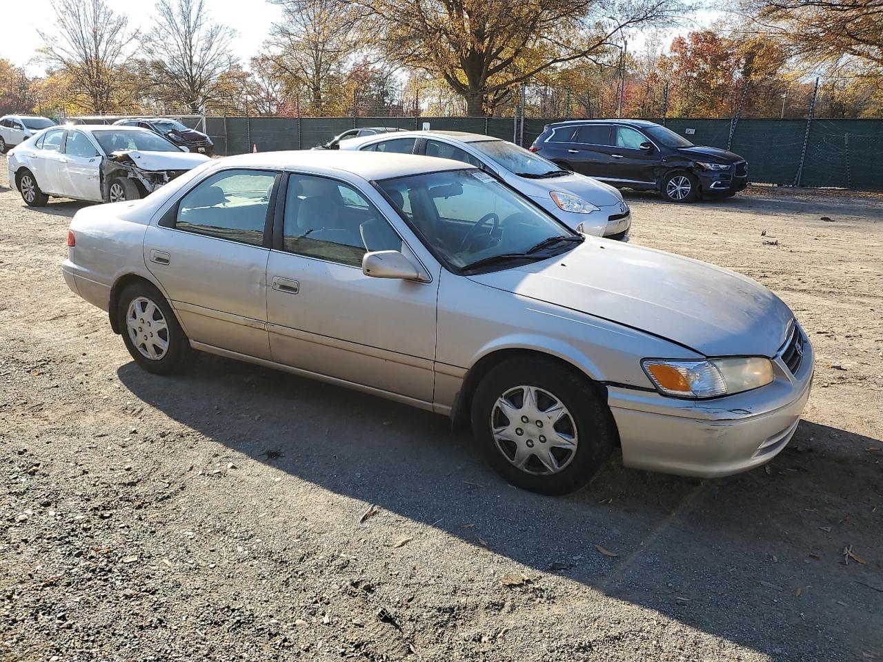 2001 TOYOTA CAMRY