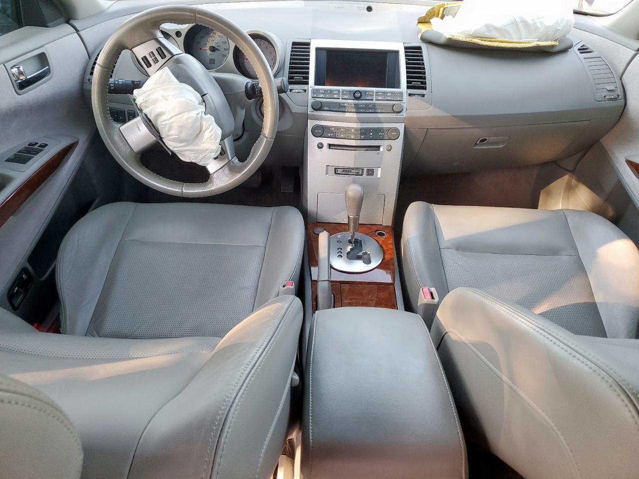 2005 NISSAN Maxima