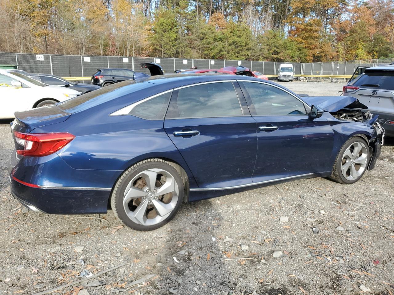 2018 HONDA ACCORD