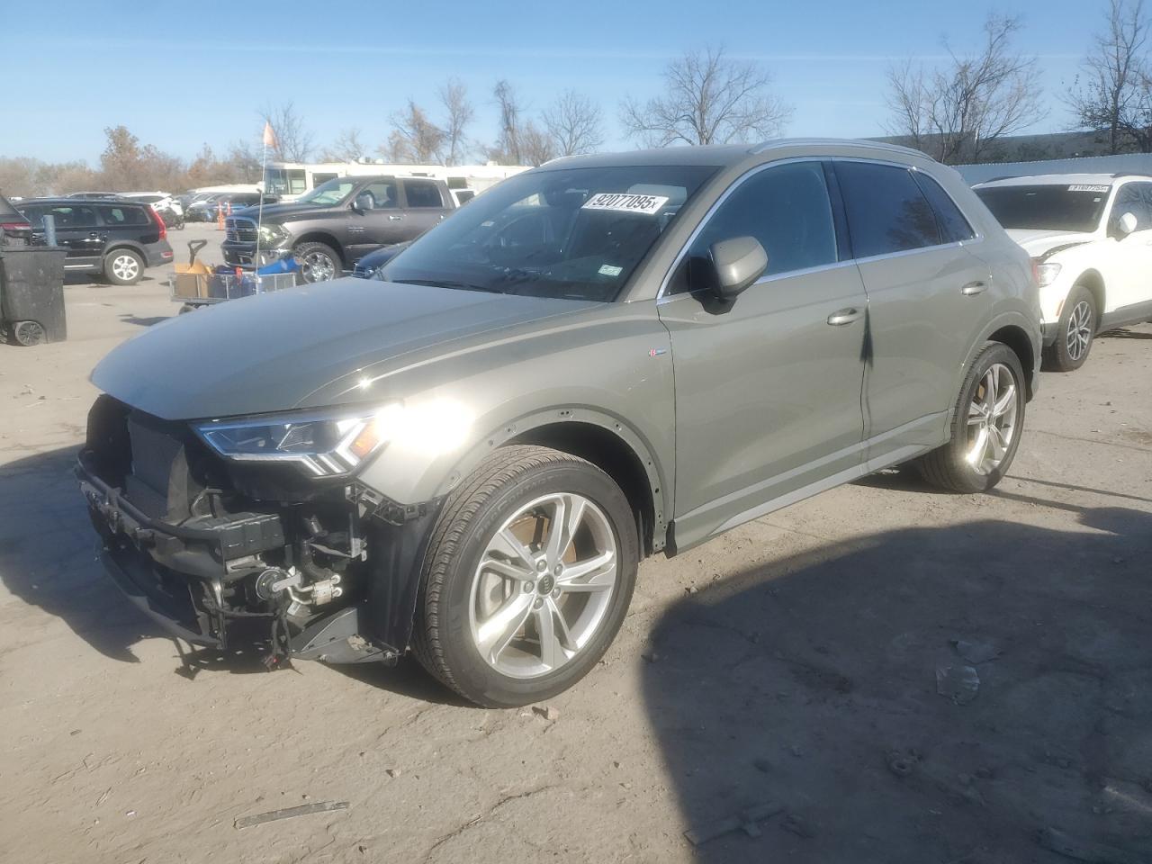 2022 AUDI Q3
