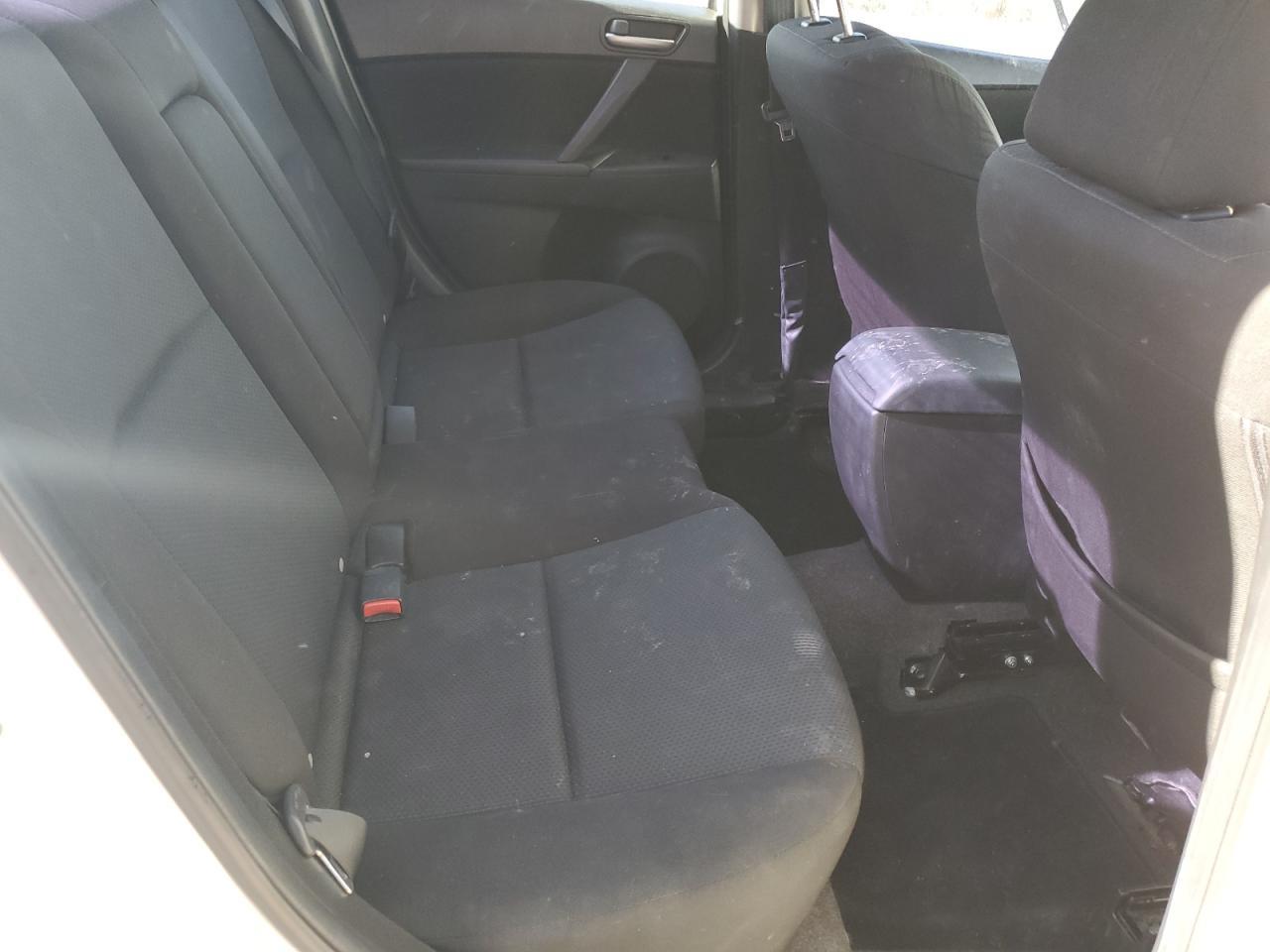 2010 MAZDA 3