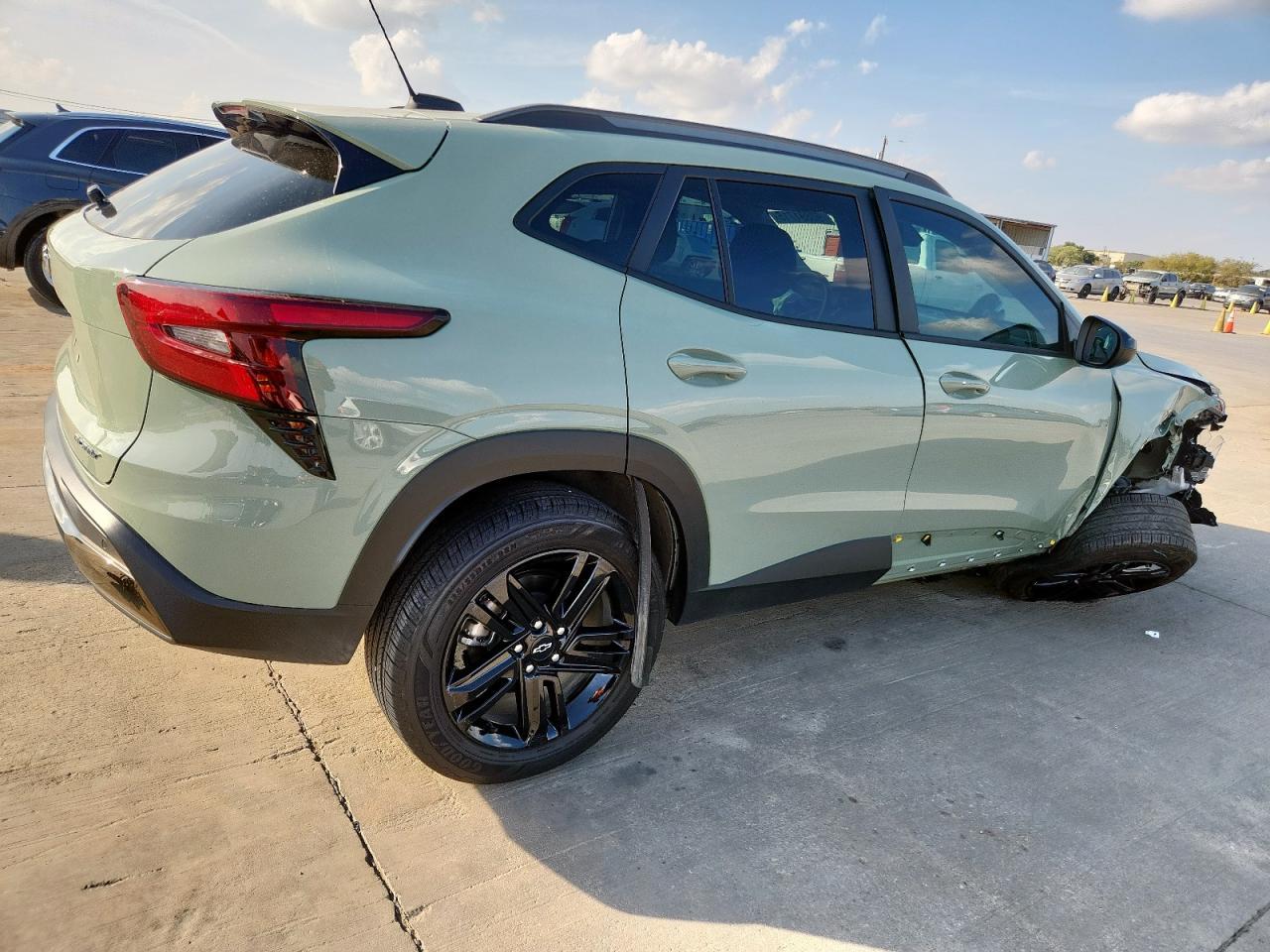 2025 CHEVROLET TRAX