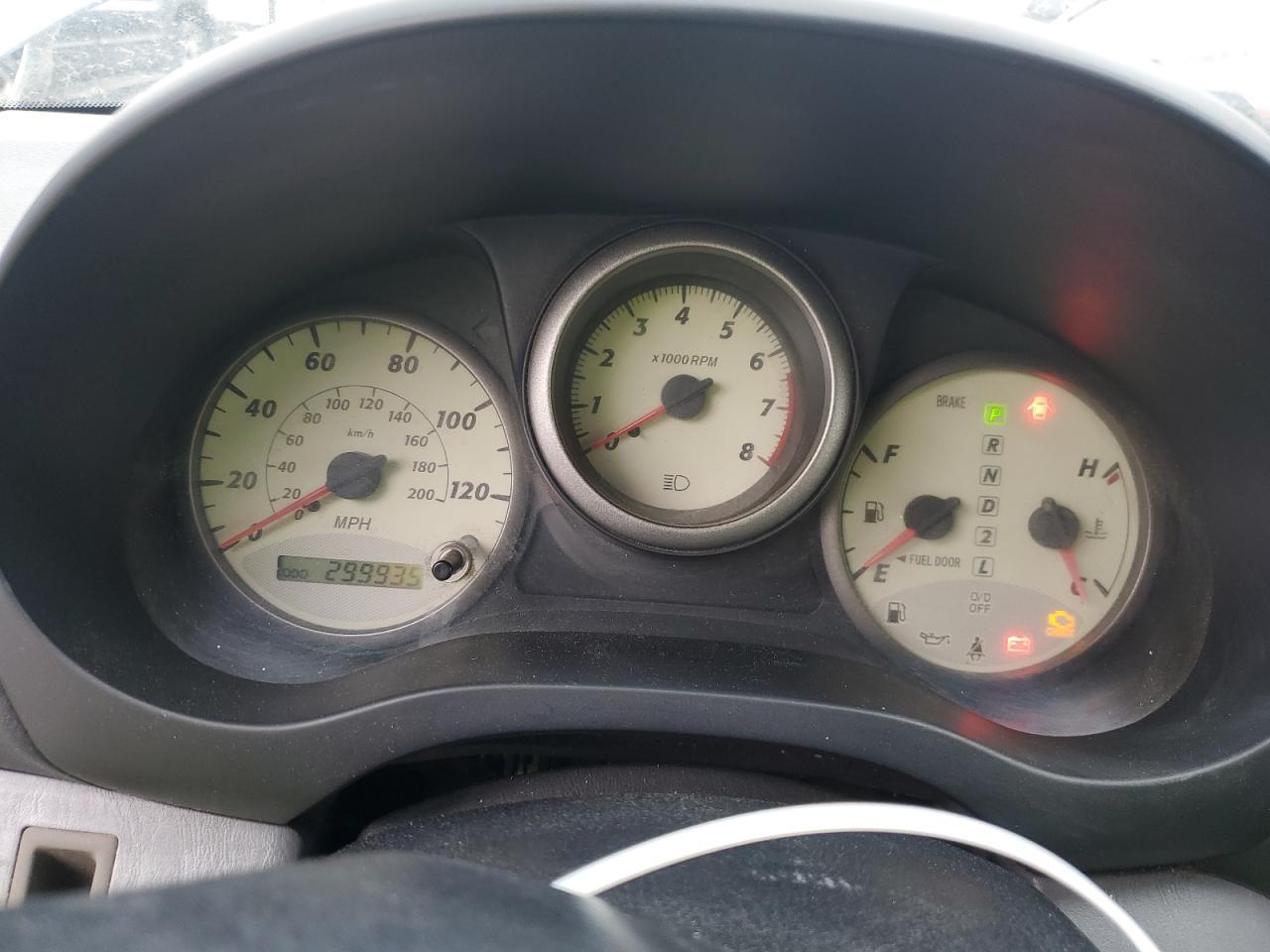 2002 TOYOTA RAV4