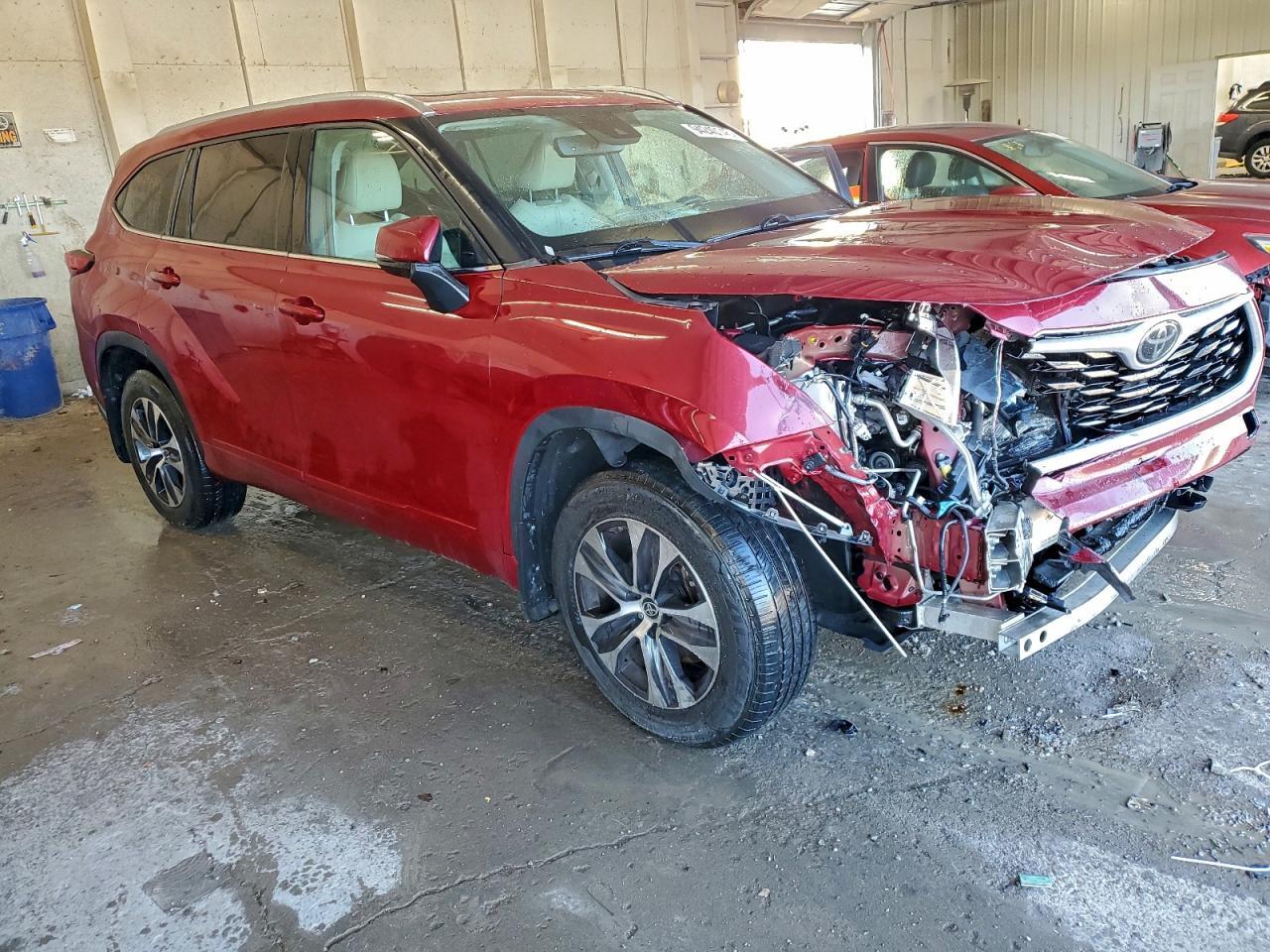 2020 TOYOTA HIGHLANDER