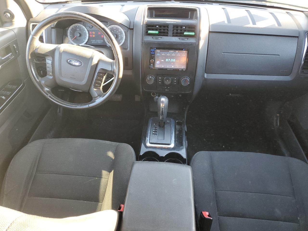 2009 FORD ESCAPE