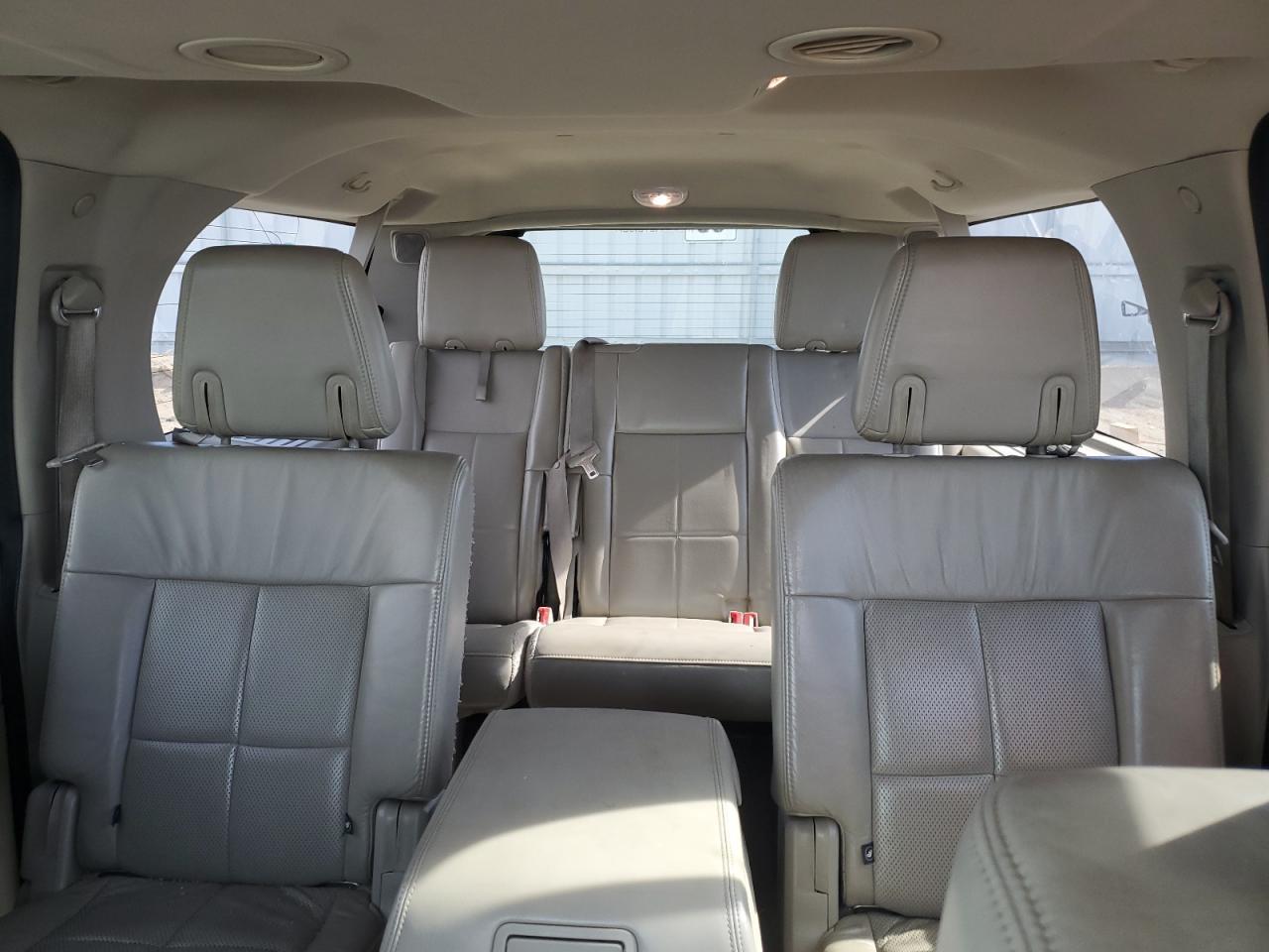 2012 LINCOLN Navigator