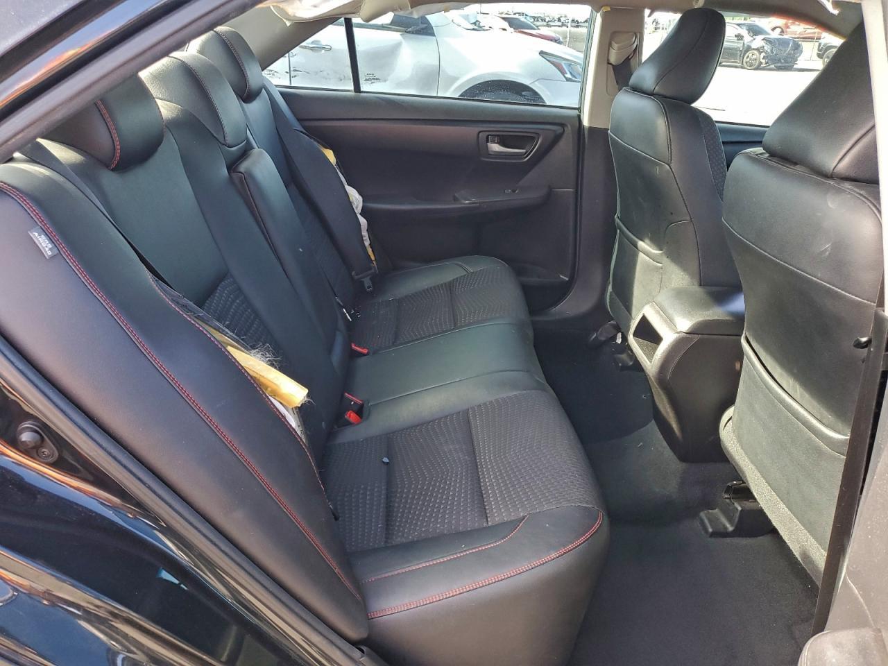 2015 TOYOTA CAMRY