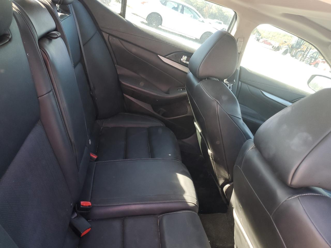 2017 NISSAN Maxima