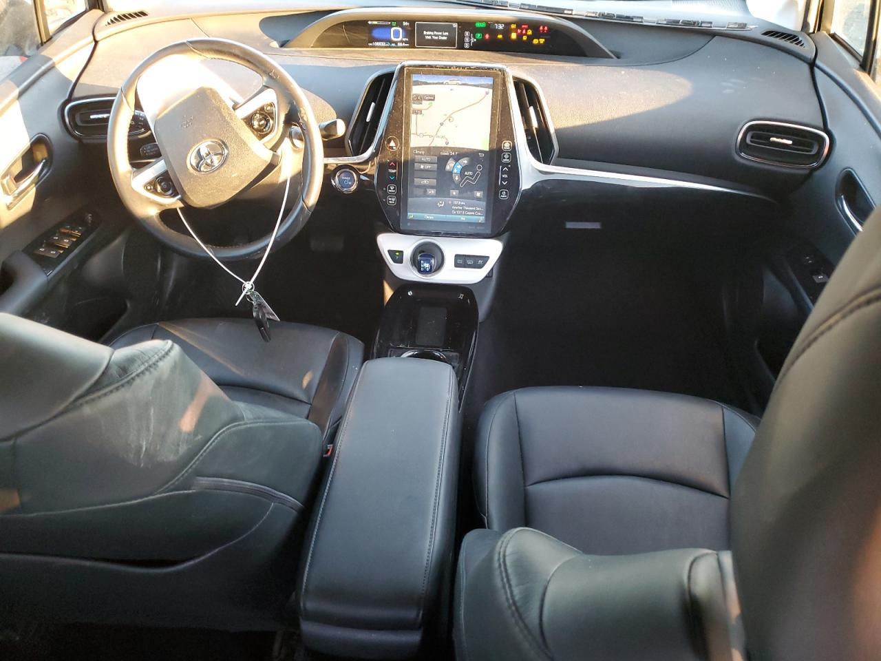 2017 TOYOTA Prius Prime