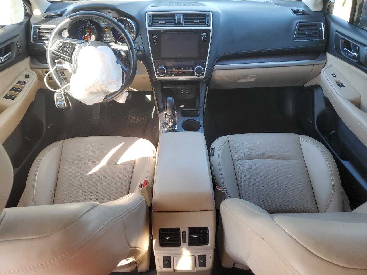 2018 SUBARU Outback