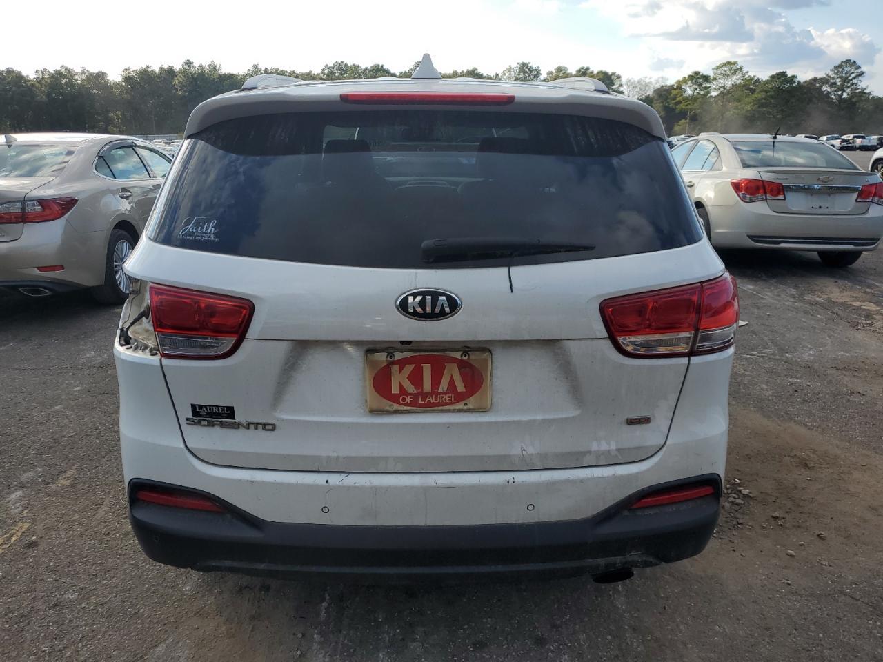 2016 KIA SORENTO