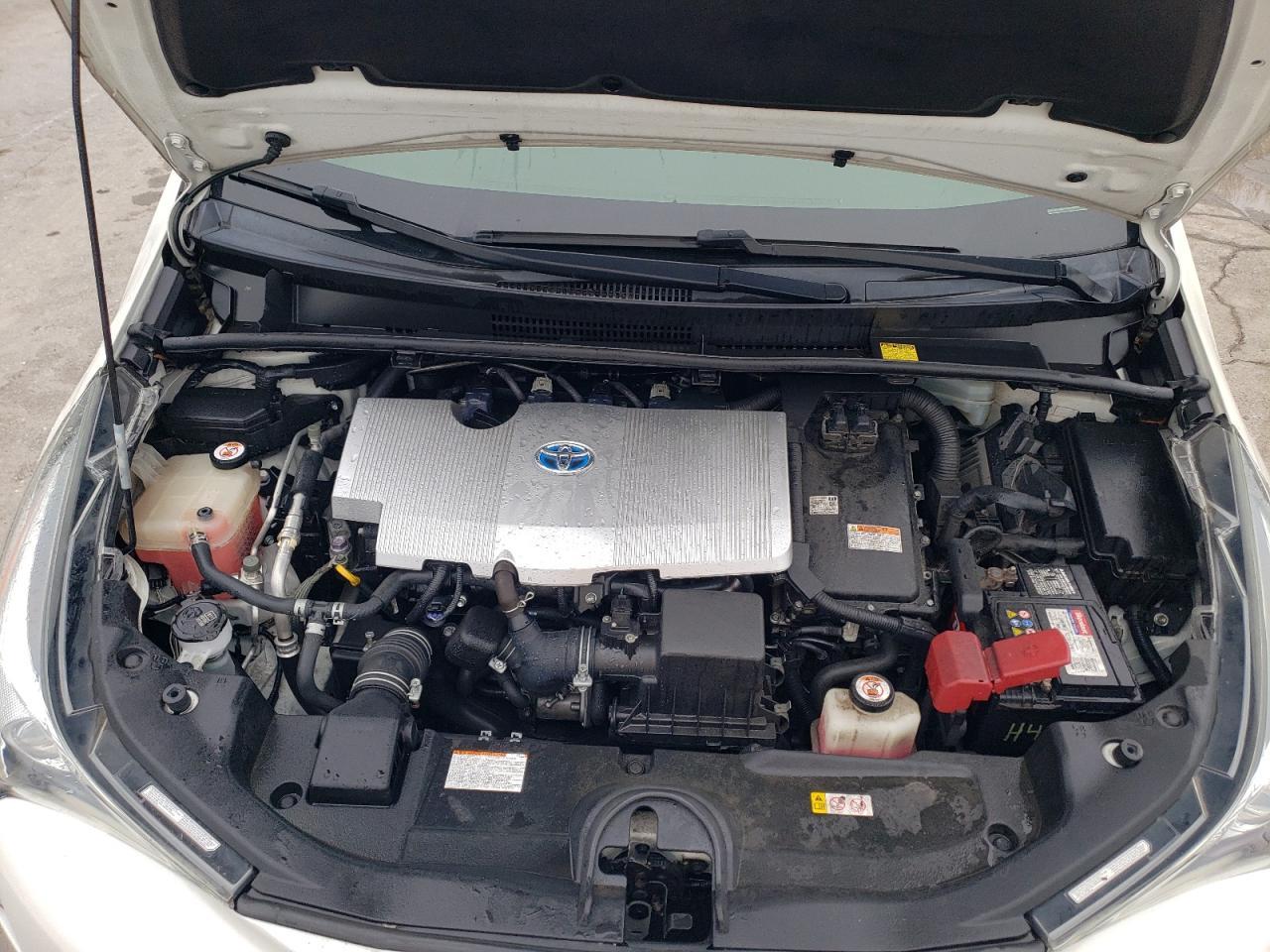 2018 TOYOTA PRIUS