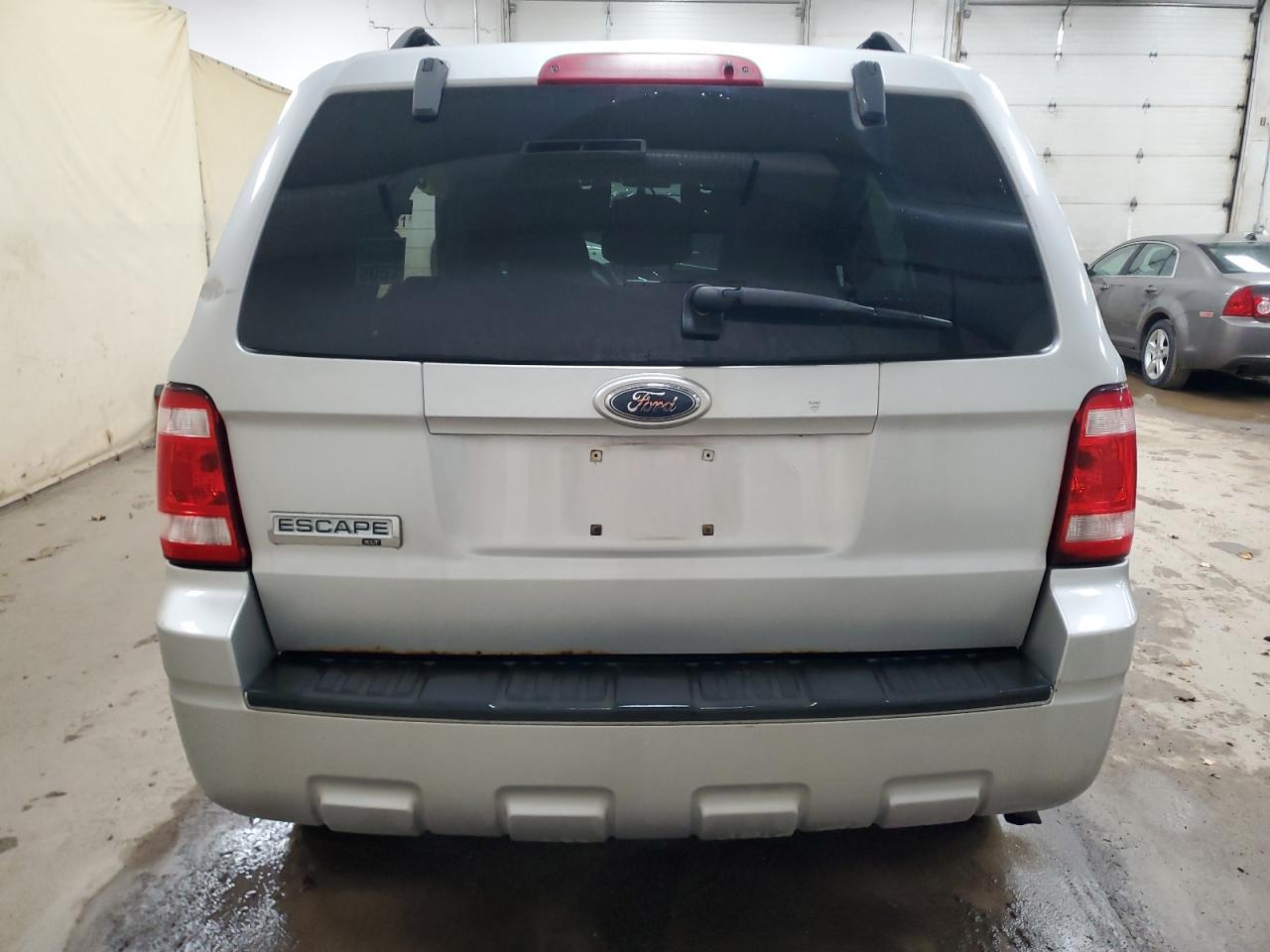 2009 FORD ESCAPE