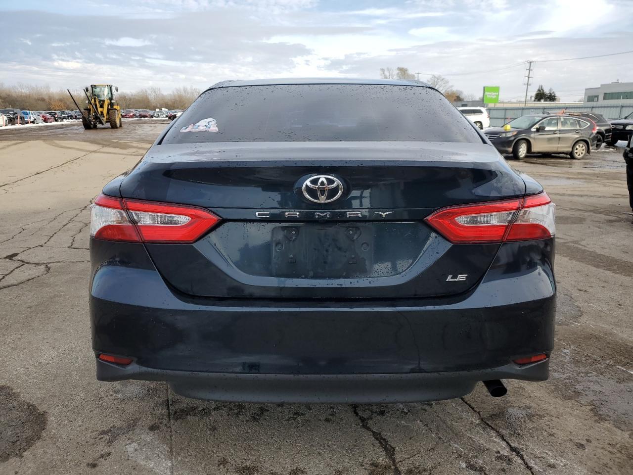 2018 TOYOTA CAMRY