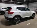 2024 VOLVO XC40