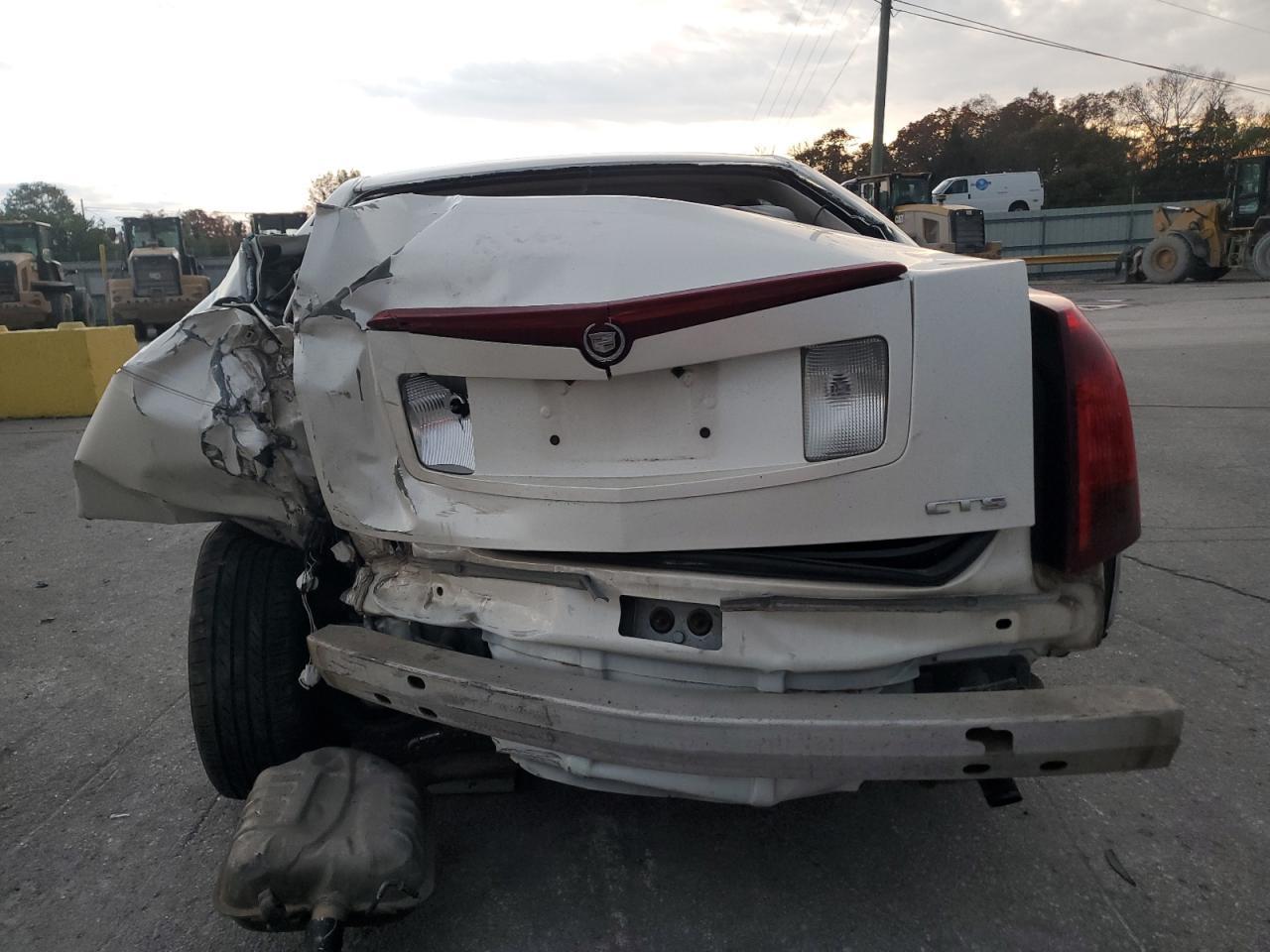 2004 CADILLAC CTS