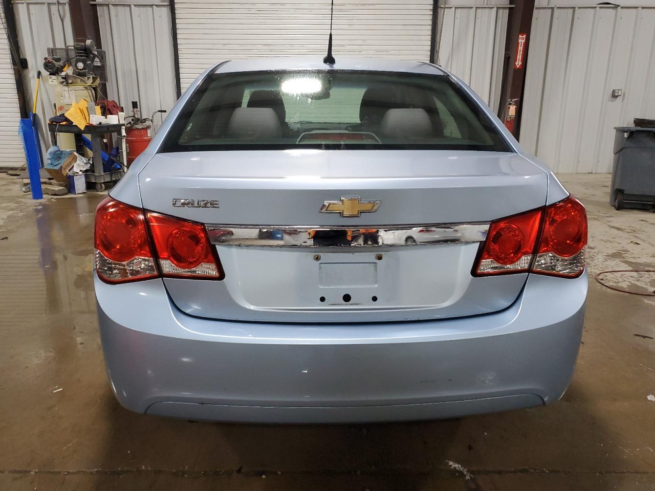 2011 CHEVROLET CRUZE