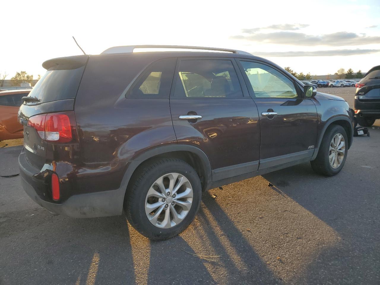 2015 KIA SORENTO