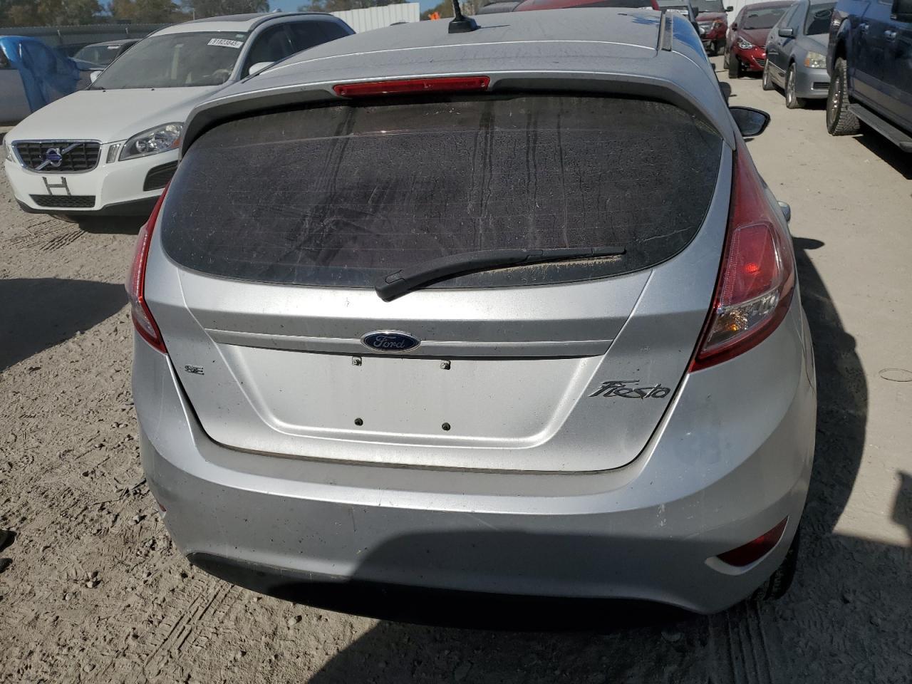 2014 FORD Fiesta