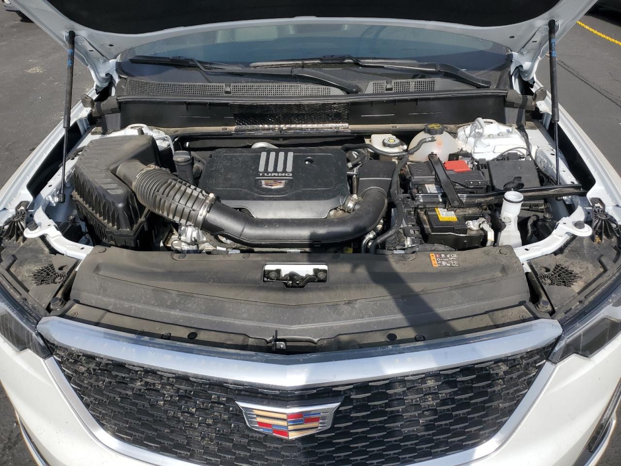 2025 CADILLAC XT6