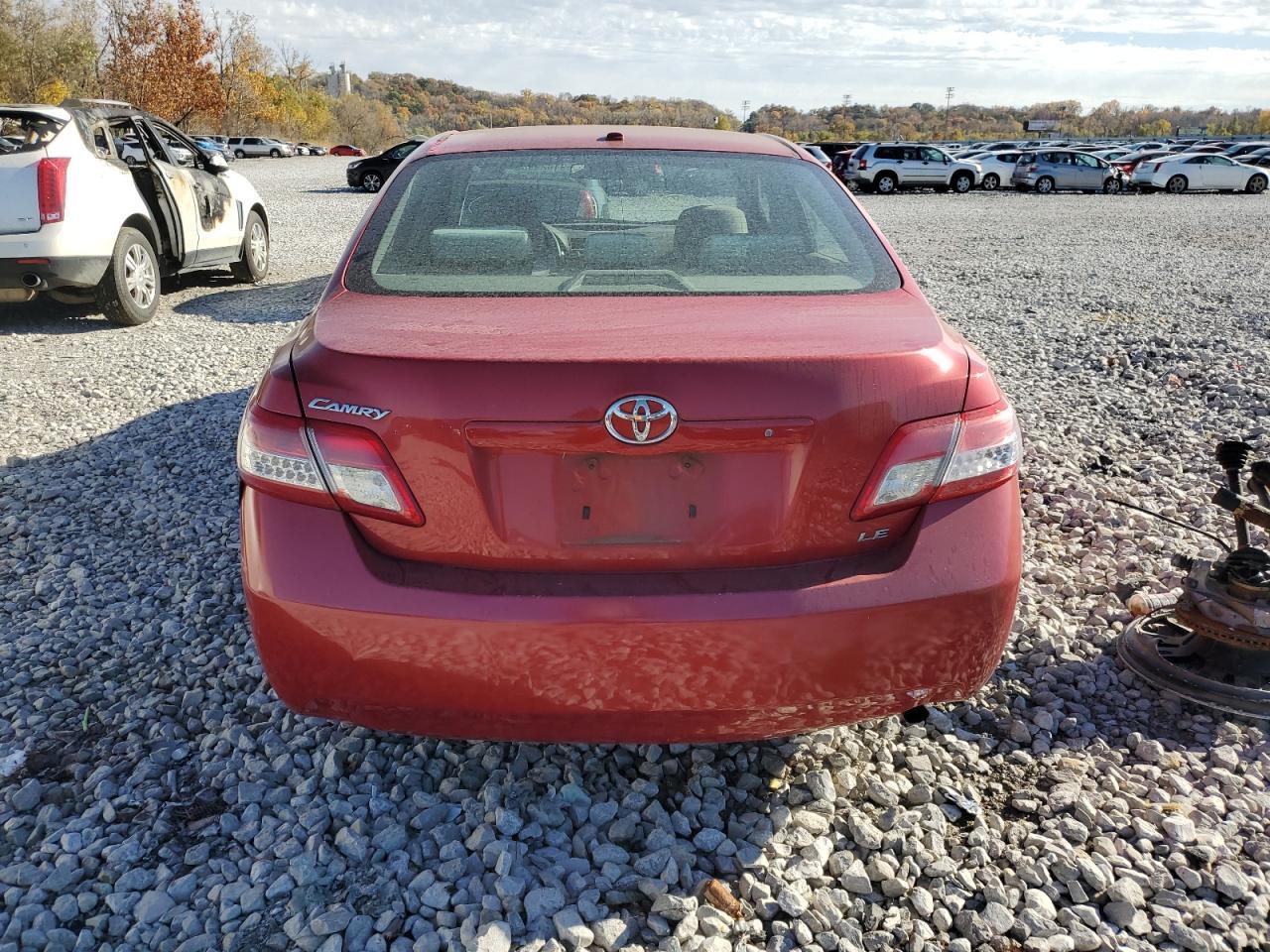 2010 TOYOTA CAMRY