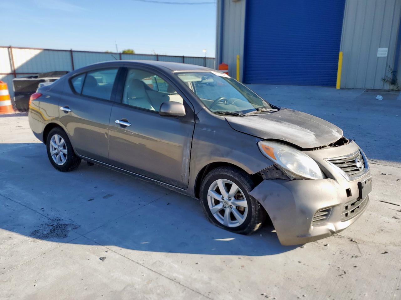 2014 NISSAN VERSA