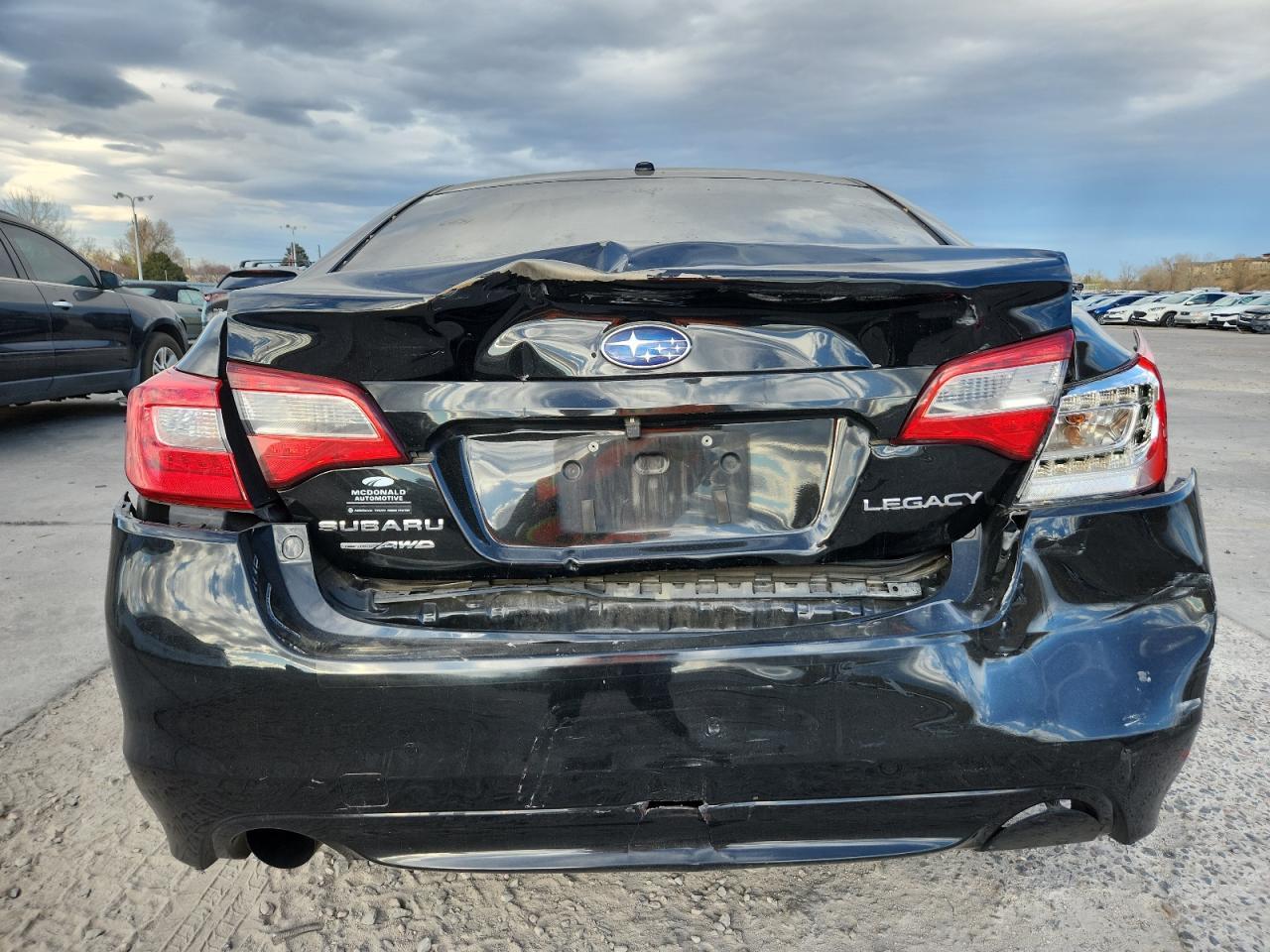 2015 SUBARU Legacy