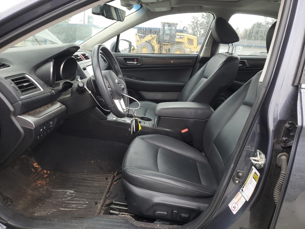 2017 SUBARU Legacy