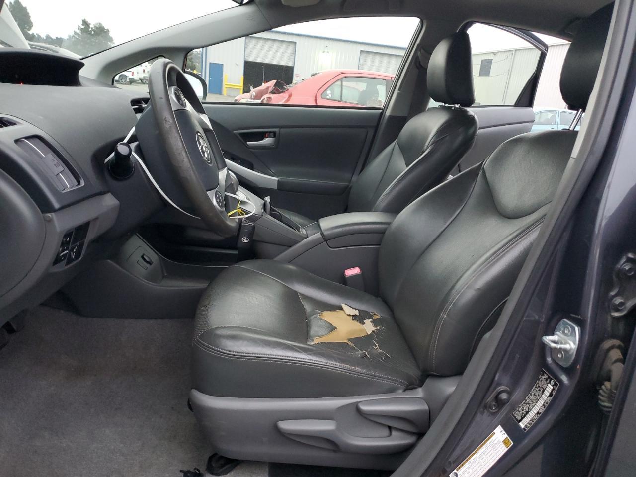 2011 TOYOTA PRIUS