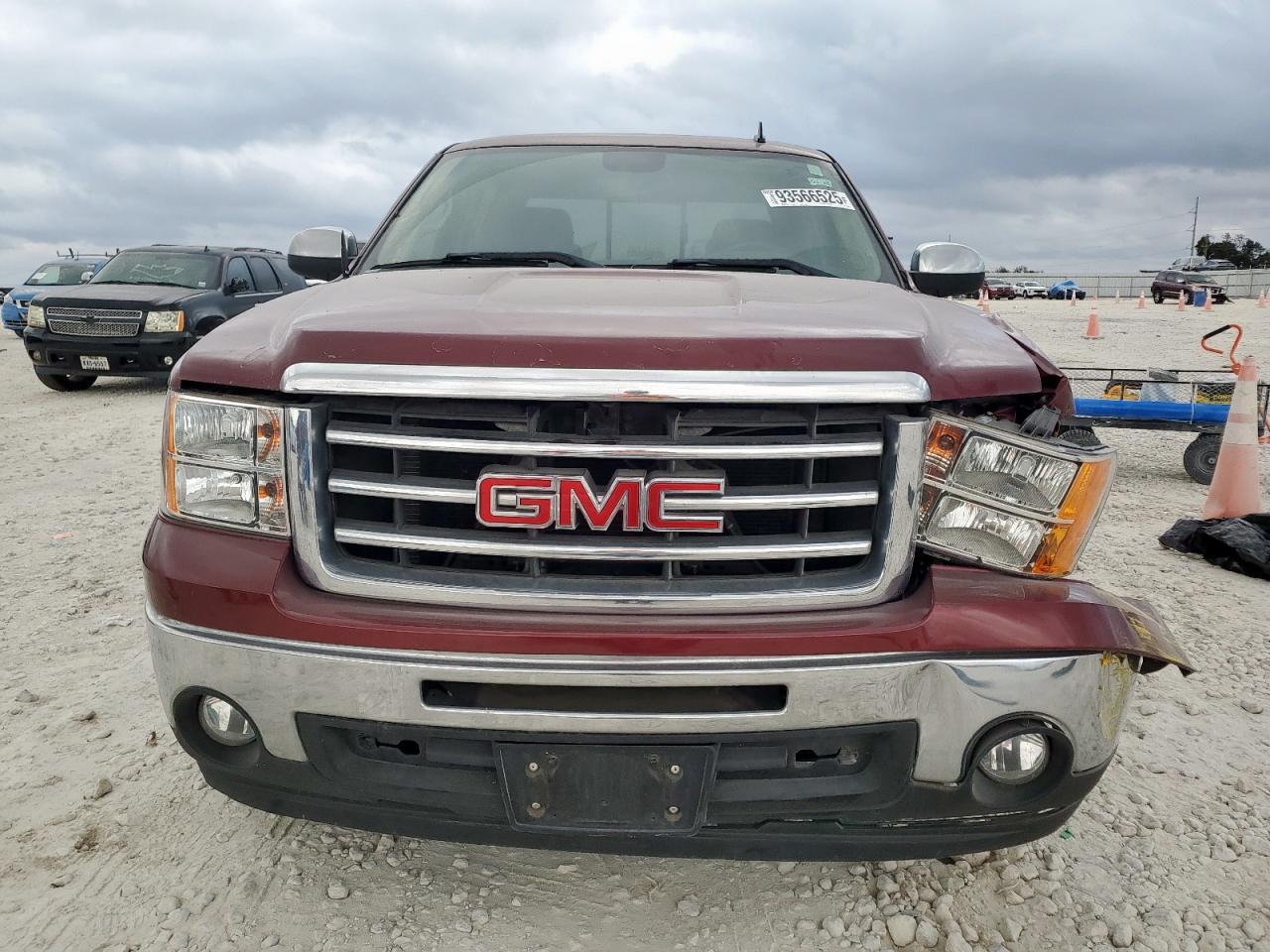 2013 GMC Sierra