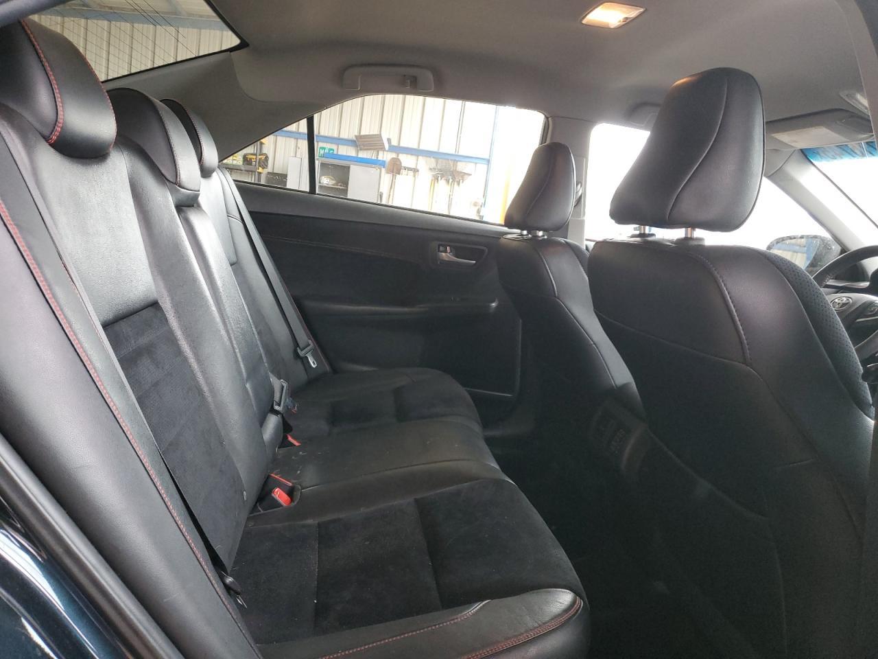 2015 TOYOTA CAMRY