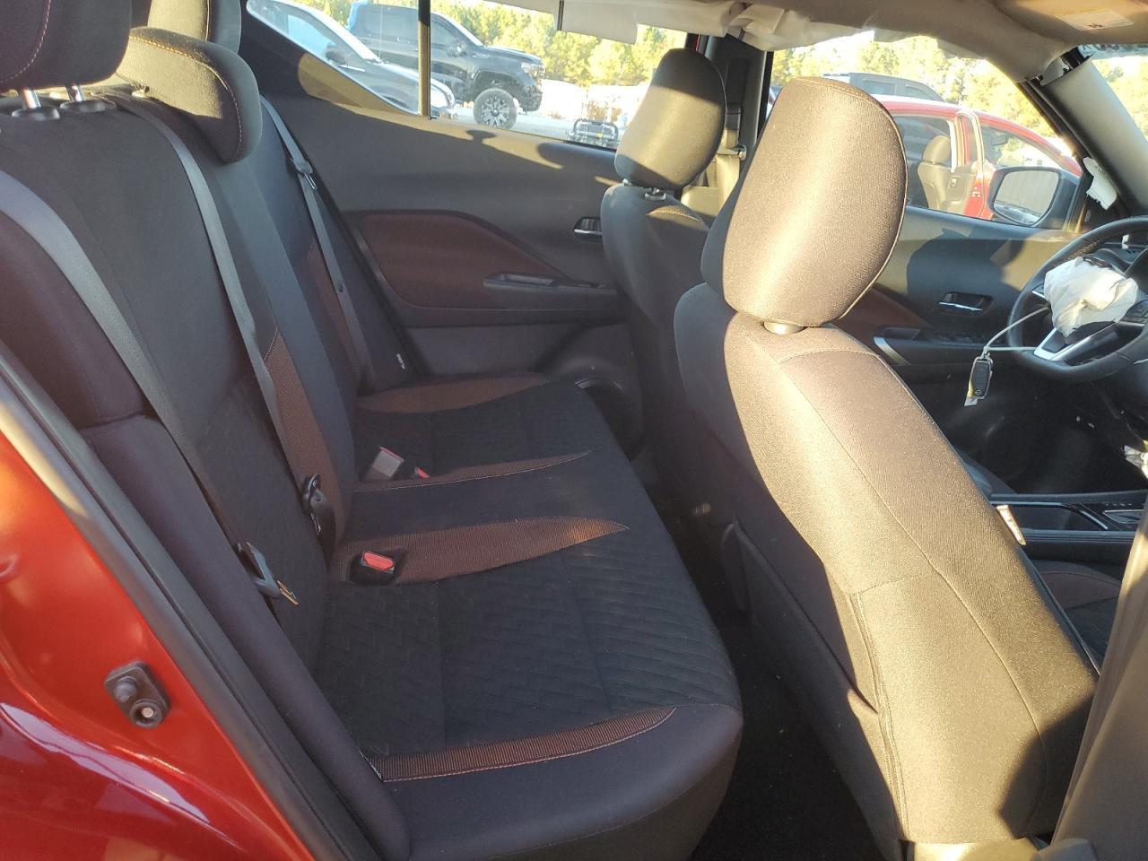 2023 NISSAN KICKS