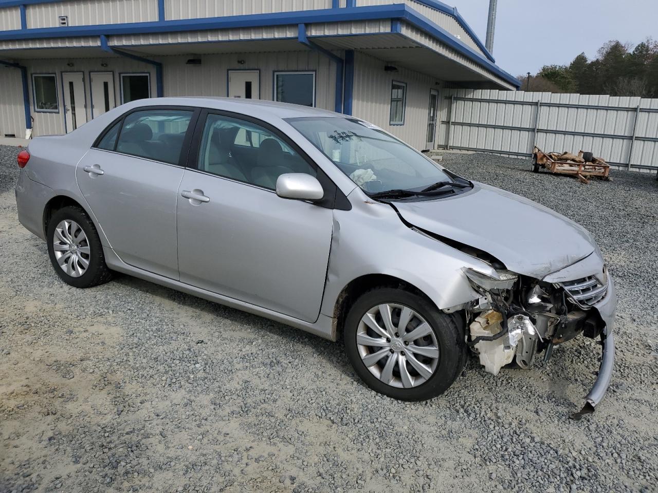 2013 TOYOTA COROLLA