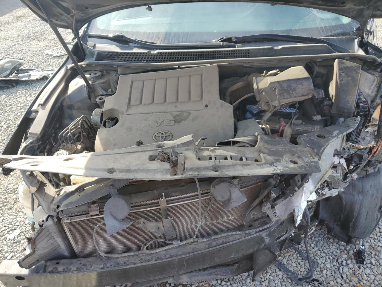 2013 TOYOTA Avalon