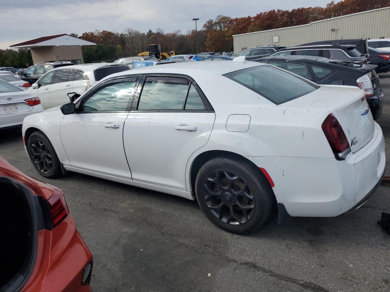 2019 CHRYSLER 300