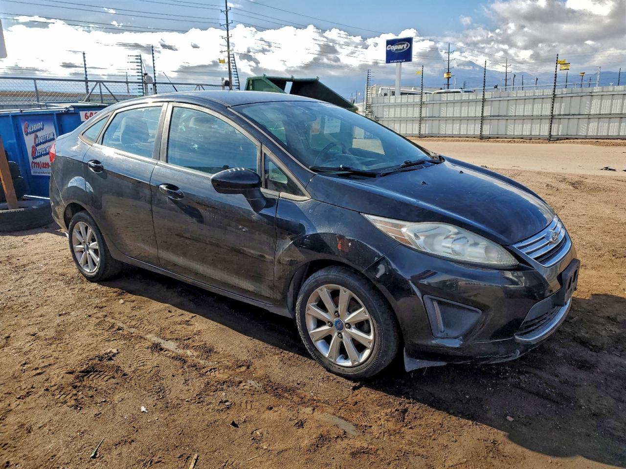 2011 FORD Fiesta