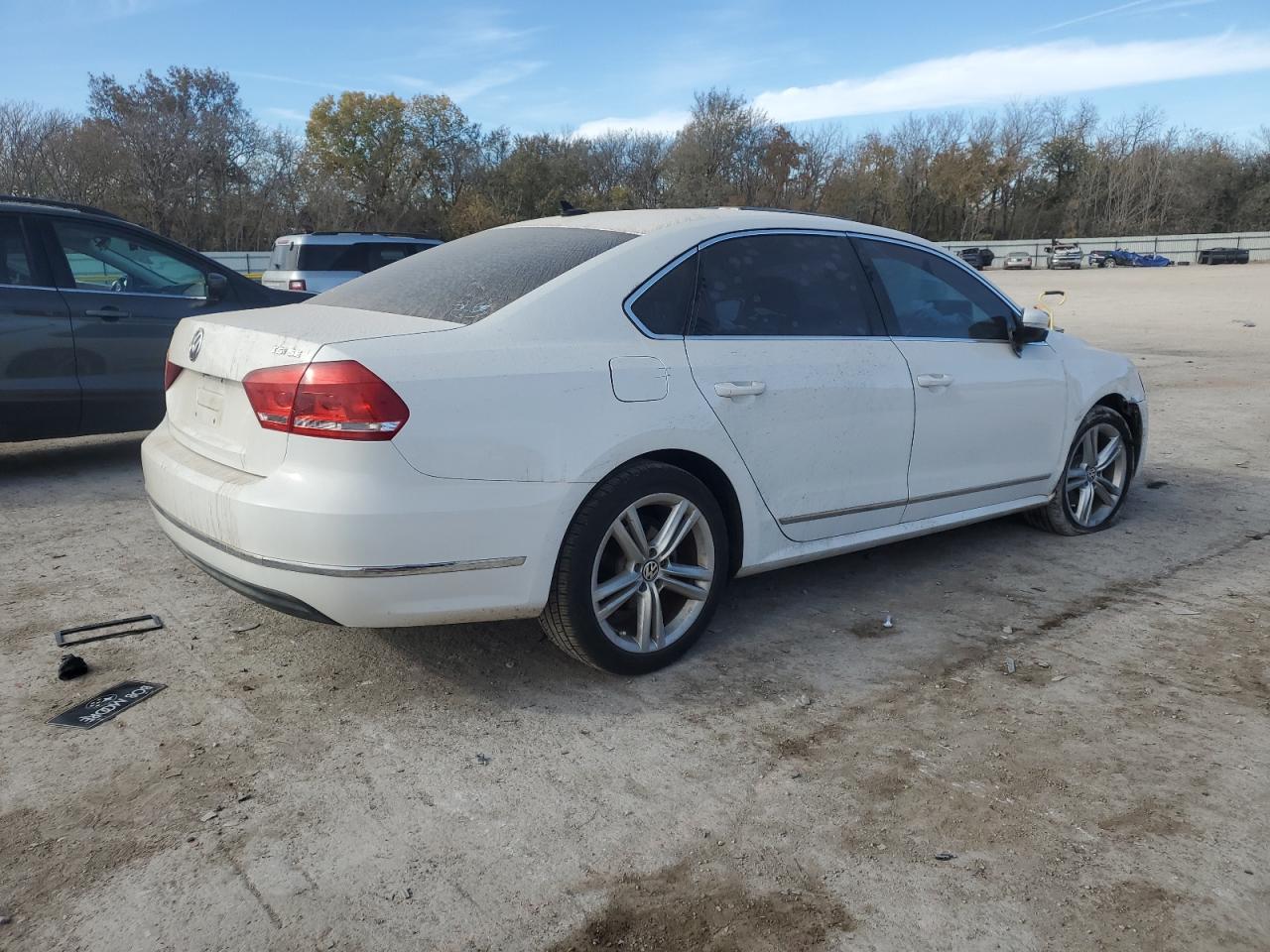 2015 VOLKSWAGEN Passat