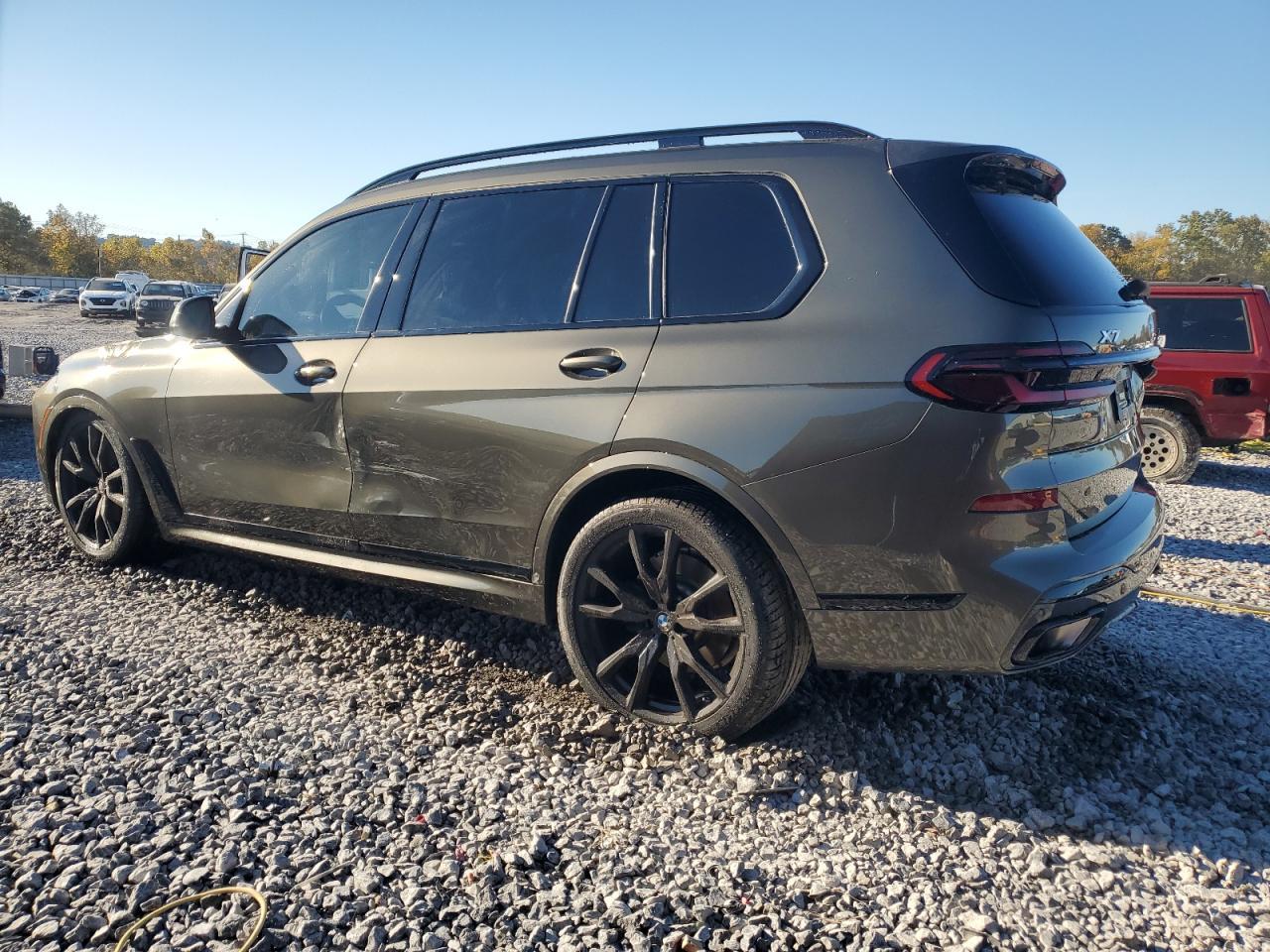 2024 BMW X7
