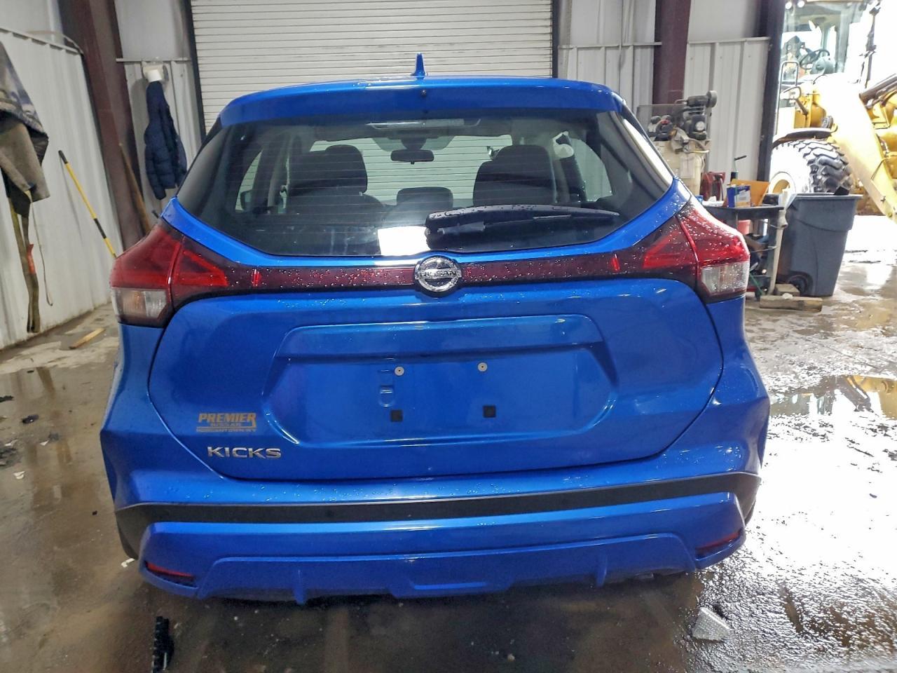 2021 NISSAN KICKS