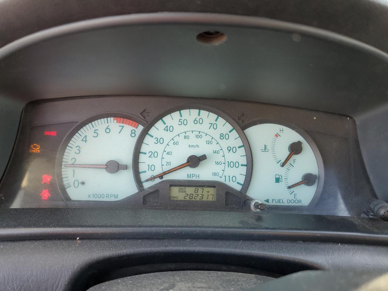 2004 TOYOTA COROLLA