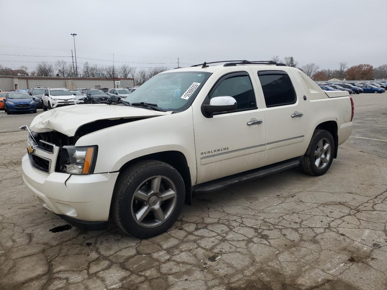 2013 CHEVROLET Avalanche