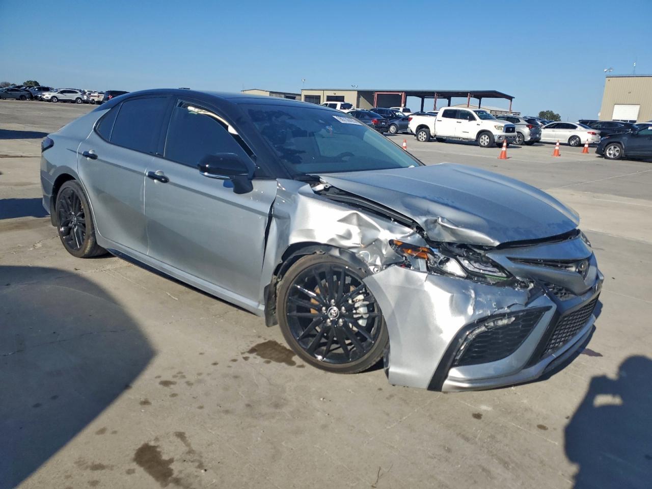 2024 TOYOTA CAMRY