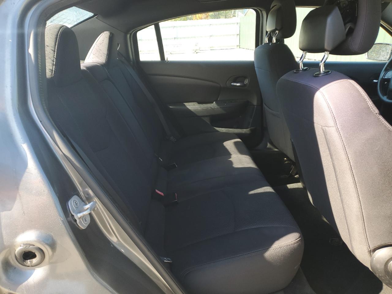 2012 CHRYSLER 200