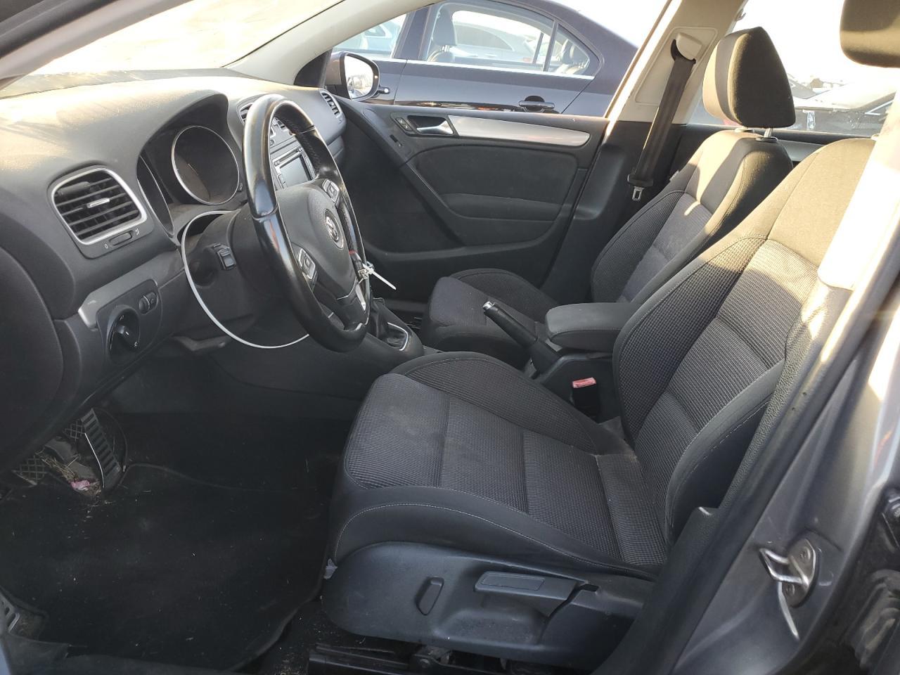 2013 VOLKSWAGEN GOLF
