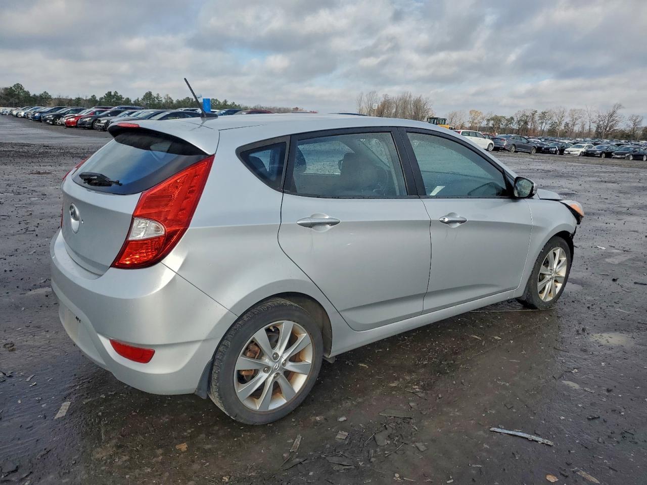 2014 HYUNDAI ACCENT