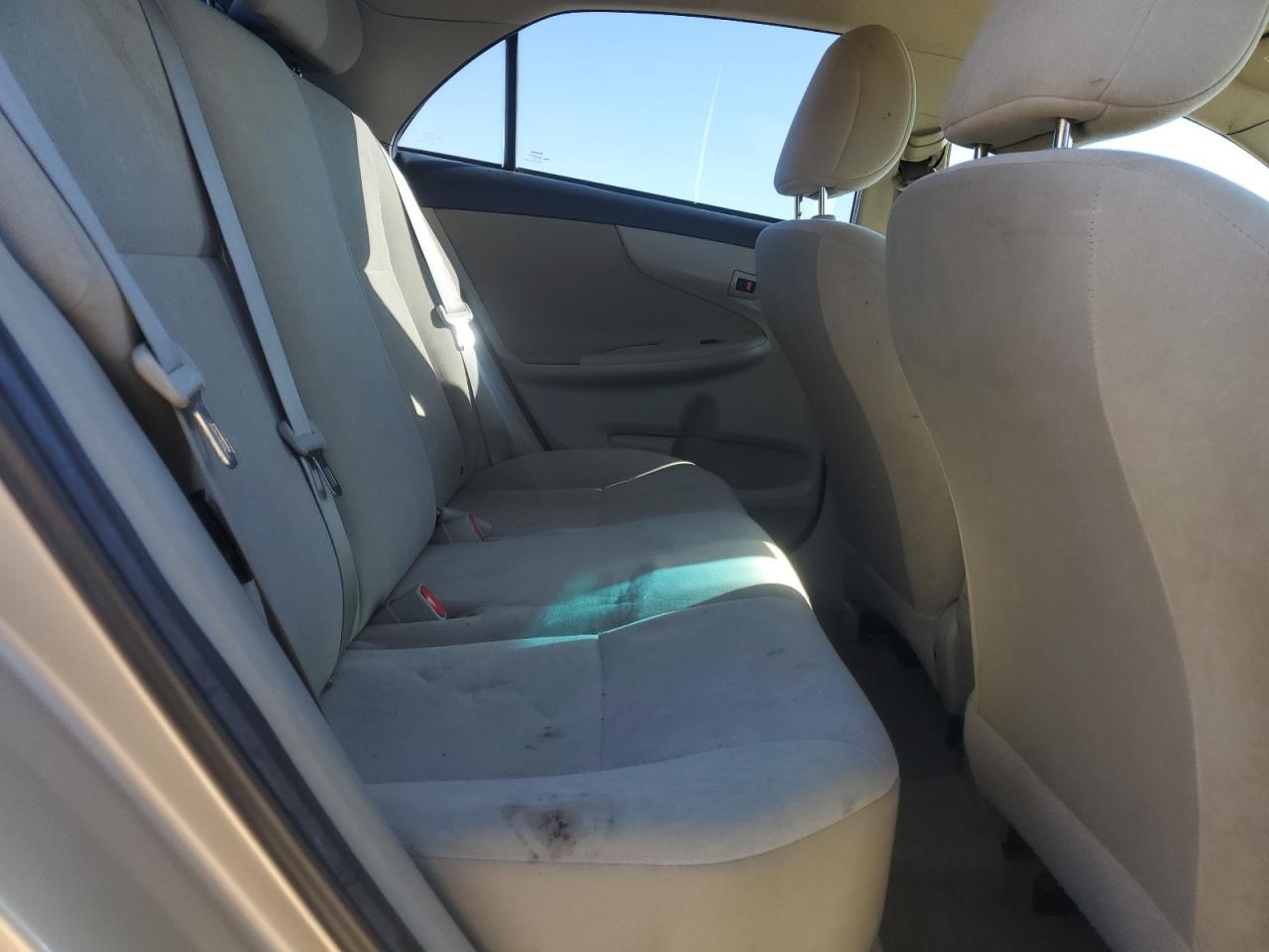 2012 TOYOTA COROLLA