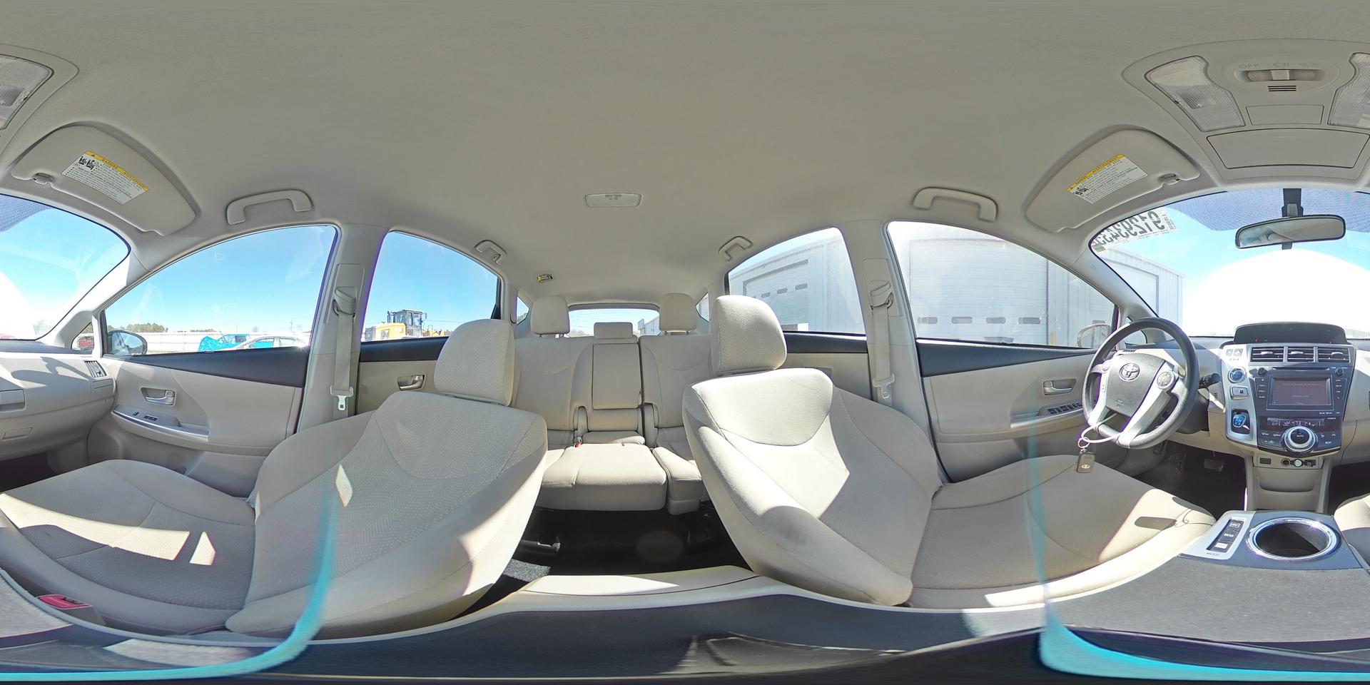 2012 TOYOTA PRIUS V